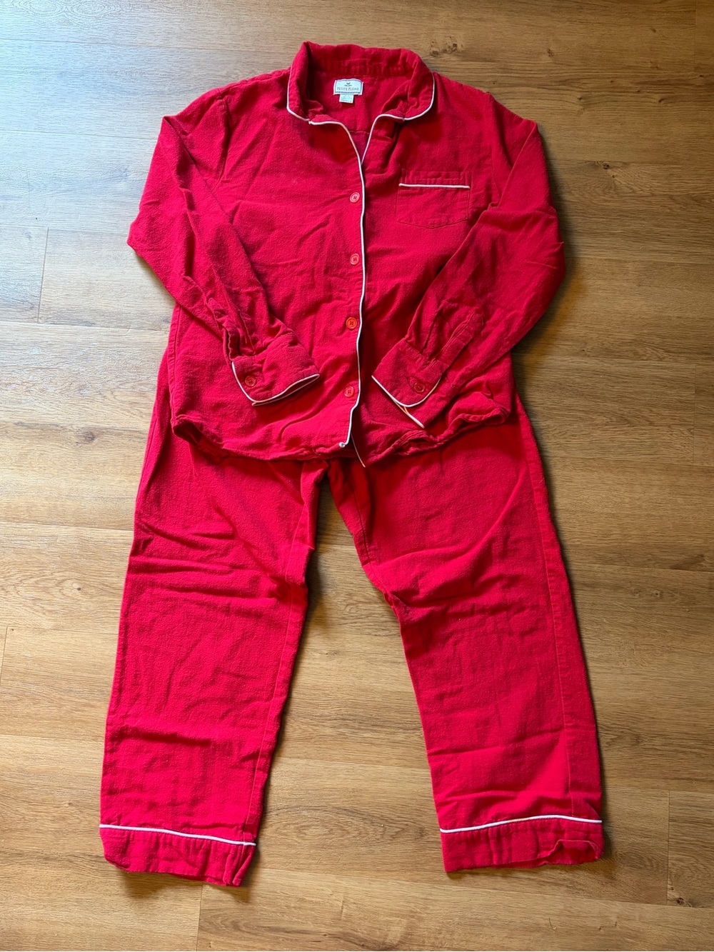 Petite Plume Women’s M Red Cotton Pajama Set White Piping Button Up Holiday